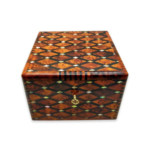 Square Thuya Woode Jewelry Box Inlaid With Mother Of Pearl - Moroccan Interior