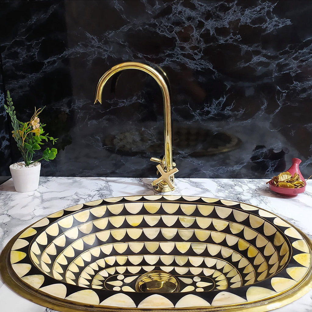 Hammered Curved Brass Bathroom Faucet with Simple Cross Handles - Moroccan Interior