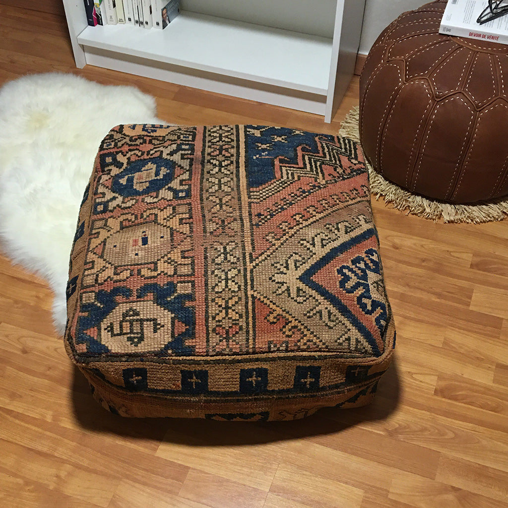 BOUCLE Floor Pouffe and Backrest, Floor Sofa, Moroccan Kilim Pouf
