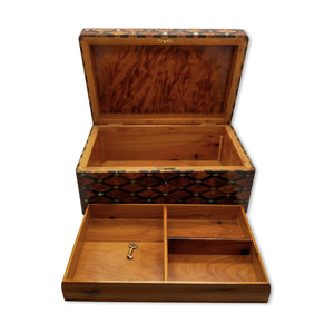 Luxurious Thuya Woode Jewelry Box Inlaid With Mother-Of-Pearl - Moroccan Interior